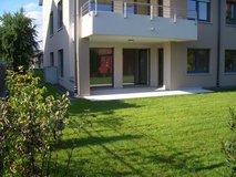 Beautiful new 3 BR apartm. Sunny yard, 3 min. Panzer, 10 min. Patch. Best location in Böblingen in Stuttgart, GE