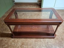 Center Table in Wiesbaden, GE