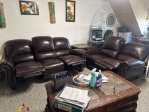 leather recliner set in Stuttgart, GE