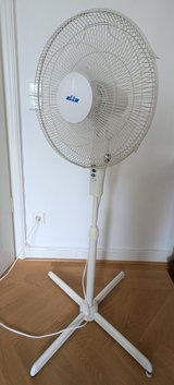 Pedestal Fan - Standventilator in Wiesbaden, GE