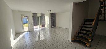 Town House 5 min to RAB in Ramstei-Miesenbach near Landstuhl in Ramstein, Germany
