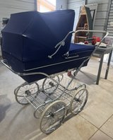 Vintage Silver Cross Baby Carriage in Alamogordo, New Mexico