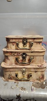 Decorative boxes in Joliet, Illinois