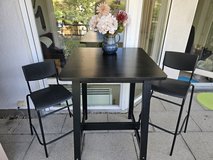 Indoor/outdoor table set in Stuttgart, GE
