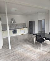 Spacious 3BR 1.5BA apartment in gated estate in Landstuhl, 5min to RAB [ref: R23-2] in Bartlett, Illinois