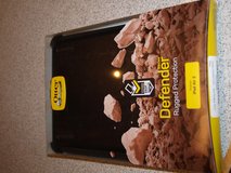 New Case for ipad Air OtterBox DEFENDER SERIES (with Orig. Box) in San Angelo, Texas
