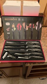 Product: Gooddove SG-9200 6-piece set. I have 4 available in Plainfield, Illinois