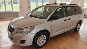 2009 Volkswagen Routan 3.8 V6 7-seater *US SPEC* Van in Baumholder, GE