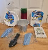 CUPS, PLATES, SILVERWARE AND MORE in Oswego, Illinois