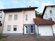 IK| Oberstaufenbach - Charming Family Home with 4 Bedrooms + Bonus Room in Ramstein, Germany