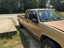 88 Chevy 2500 4x4 in Fort Leonard Wood, Missouri