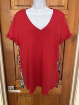 Red & Paisley Print Top - Tommy Hilfiger - XL in Aurora, Illinois