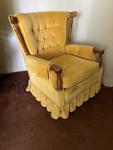 VintageSwivel rocking chair. in Kingwood, Texas