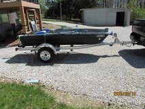 sundolpin bass boat with watercraft 12 foot boat trailer/trolling motor/oars,lifejackets/anchor/... in Lake of the Ozarks, Missouri