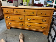 Dresser with 7 drawers in Alamogordo, New Mexico