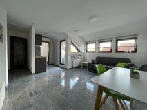 5min Kelly + AC! Fully Furnished Apartment in Stuttgart-Birkach – Freshly Renovated, Perfect Loc... in Stuttgart, GE