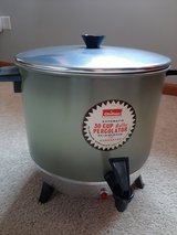 Vintage Chilton Aluminum 30 Cup Automatic Coffee Percolator in Plainfield, Illinois