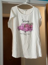 Short sleeve shirt in Fort Rucker, Alabama