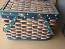 NICE CLEAN WOODEN PICNIC BASKET in Naperville, Illinois
