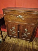 BEAUTIFUL PIECE OF FURNITURE FOR SALE in Kingwood, Texas
