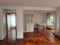 Modern fully furnished 2 bedroom apartment, 83 qm with balcony in Stuttgart, GE