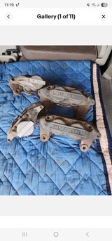 Subaru front 4 pot rear 2 pot brake calipers in Okinawa, Japan
