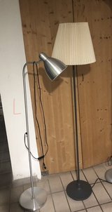 floor lamps 220V in Bartlett, Illinois