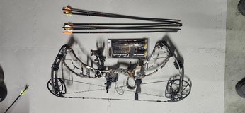 Left hand Obsession Delta 6 bow in Fort Leonard Wood, Missouri