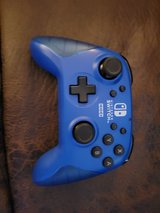Wireless Nintendo Switch controller in Alamogordo, New Mexico