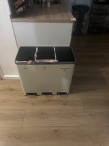 Songmics 3 Bin Trash Can in Ramstein, Germany