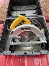 Dewalt 7.25 15 amp circular saw with case in Kingwood, Texas