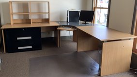 L Shaped / Corner Executive home / Office Desk w/ Free standing Hutch in Fort Rucker, Alabama