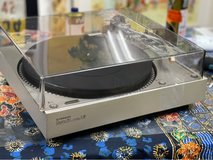 Vintage turntable for sale in Plainfield, Illinois
