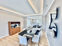 Modern & Fully Furnished 4?Room Apartment in Wiesbaden?Dotzheim in Wiesbaden, GE
