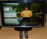 PANASONIC 32 INCH DIGITAL FREEVIEW TV in Lakenheath, UK