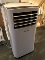 8000 BTU 220V COMFEE AC Unit in Ramstein, Germany