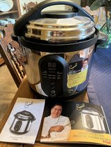 Electric Pressure cooker in Kingwood, Texas