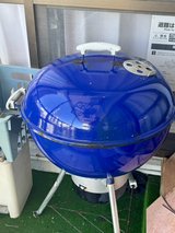 Weber, grill, upgrade model with aluminum ash pan. in Okinawa, Japan