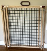 Gerry wooden baby / pet Safety Gate (adj 26" - 43"w) *EUC* in Chicago, Illinois