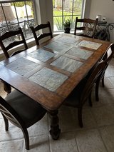 Kitchen Table & Chairs in Kingwood, Texas