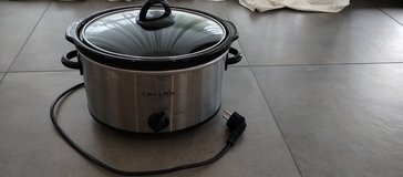 220V 3QT Crock Pot in Stuttgart, GE