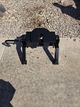 Heavy Duty 5th Wheel Receiver Hitch, only used a few times. in Alamogordo, New Mexico