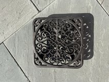 Metal plant stand in Batavia, Illinois