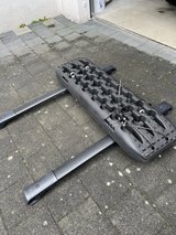 Cross bar set - Subaru  Aero w/ traction boards in Stuttgart, GE