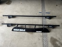 Yakima 58in round cross bars w/ Fairing in Stuttgart, GE