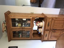 China cabinet - small in Chicago, Illinois