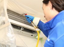 Air conditioner cleaning in Okinawa, Japan