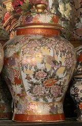 Antique Vase in Alamogordo, New Mexico