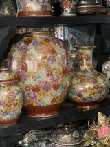 Japanese Satsuma Vases in Alamogordo, New Mexico