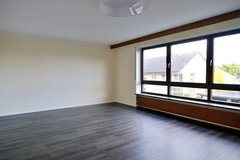 Charming 2-Room Apartment with Balcony and Garage in the Heart of Grafenwöhr in Grafenwoehr, GE